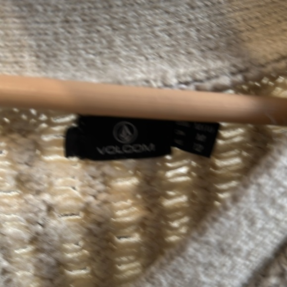 Volcom cardigan size medium - Picture 3 of 4